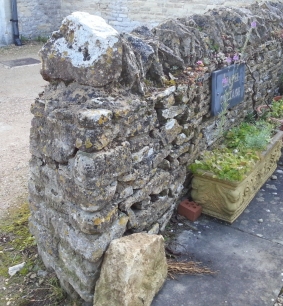 A new corner needed on a dry stone wall