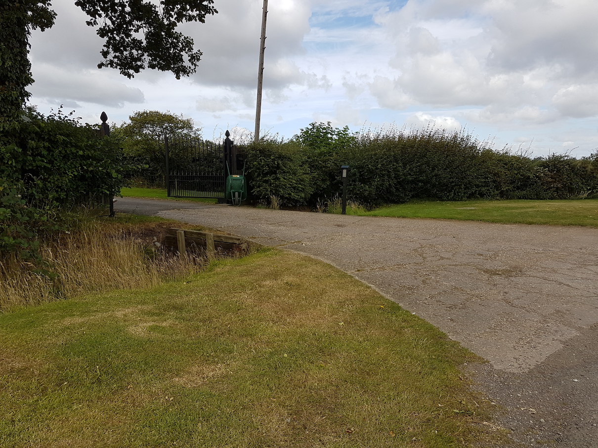 The driveway in Aylesbury