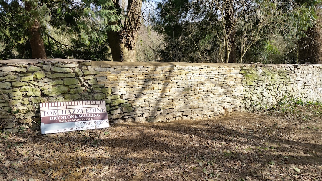 You will notice here that the old wall on either side is showing signs of wear but for the time being without so much vegetation it should stand for a number of yers before needing repair.