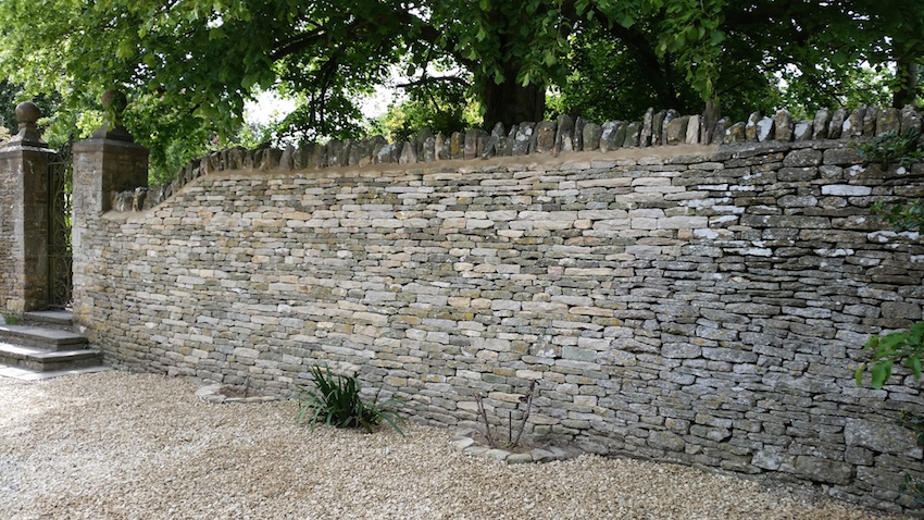 Boundary wall in Ramsden